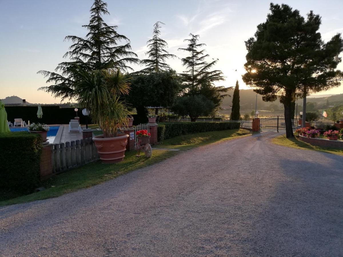 Agriturismo Galeazzi Марсилиана Экстерьер фото