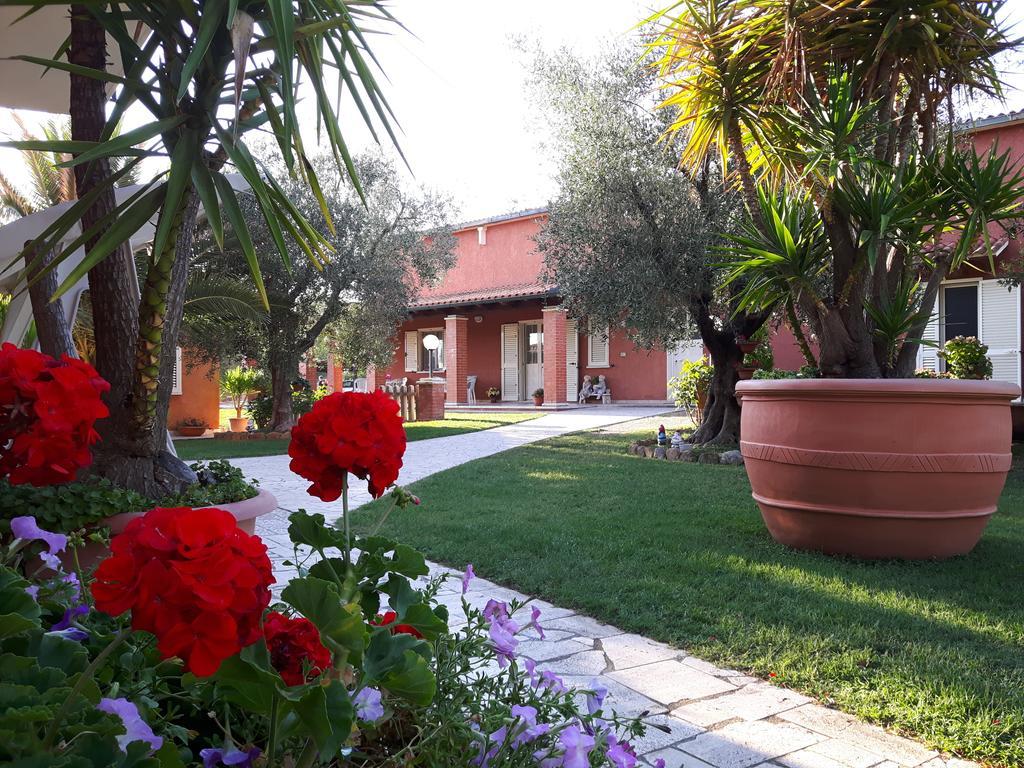 Agriturismo Galeazzi Марсилиана Экстерьер фото